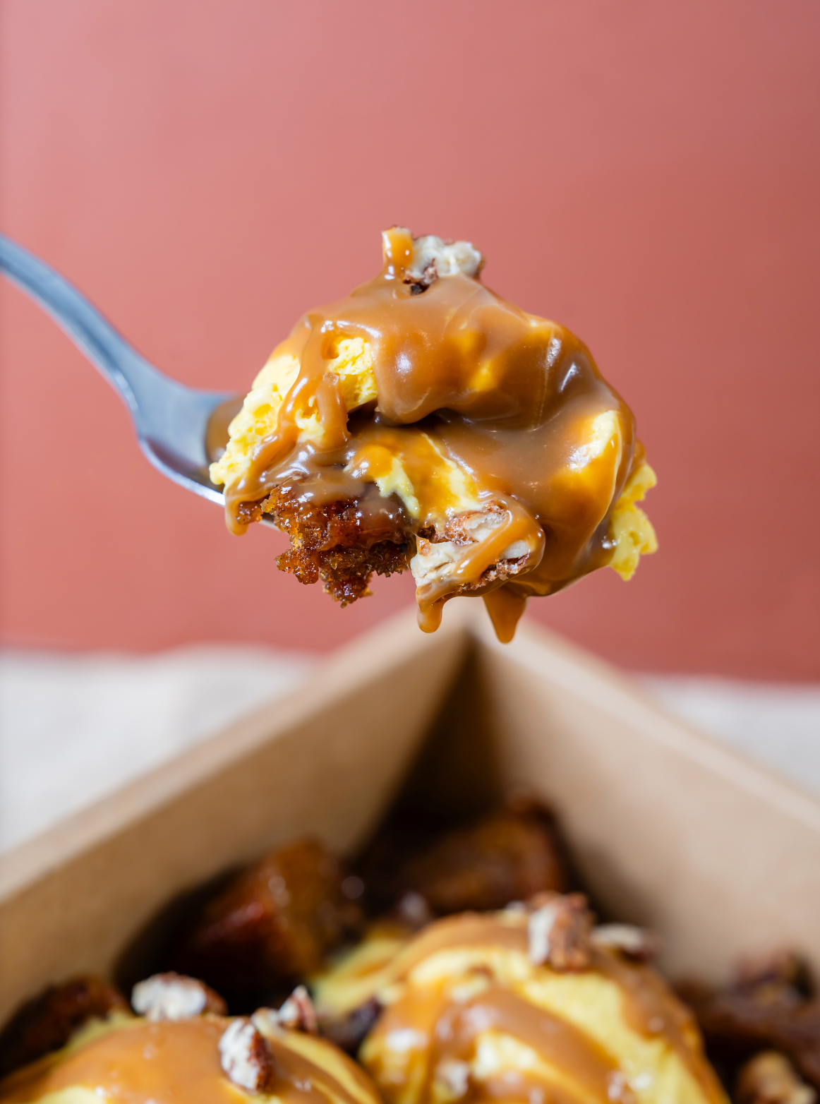 Saffron Date Pudding Gathering Box